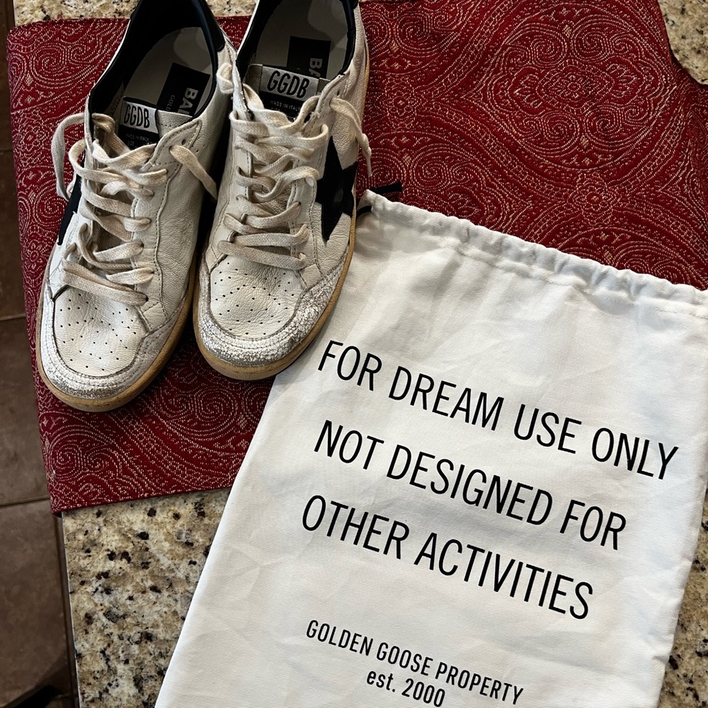 Golden Goose Sneakers